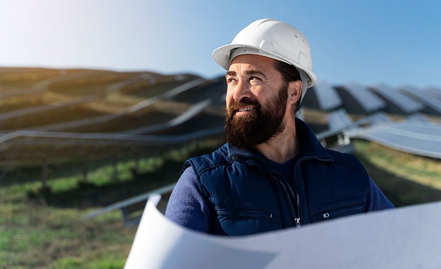 Mitos y Realidades de la Energía Solar: Análisis Técnico y Desmitificación de Conceptos Erróneos